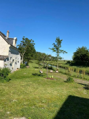 Petite maison au bord du canal, Noyers-Sur-Cher